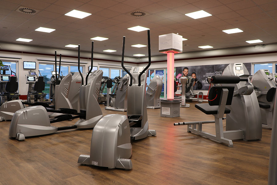 Fitnessstudio Fitter Hirsch